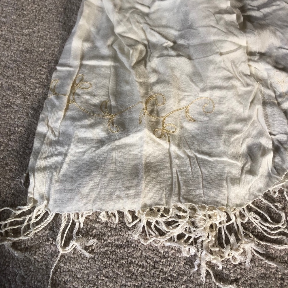 Scarf - Picture 2 of 2